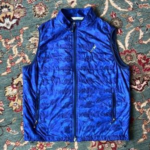 Peter Millar Camo vest. Size Large. Turner Hill Country Club. Gently worn.